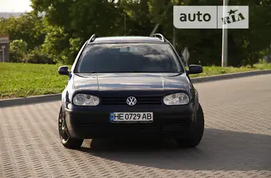 Volkswagen Golf 2000 - пробег 236 тыс. км