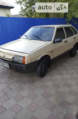 ВАЗ / Lada 2109  1989 - пробег 100 тыс. км