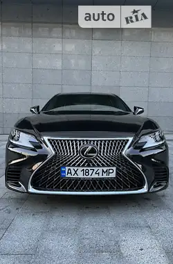 Lexus LS  2019 - пробіг 40 тис. км