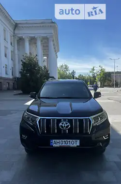 Toyota Land Cruiser Prado 2019 - пробег 87 тыс. км