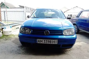 Volkswagen Golf 1999 - пробег 276 тыс. км