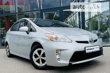 Toyota Prius  2014 - пробіг 307 тис. км