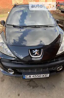 Peugeot 207 2008 - пробіг 176 тис. км