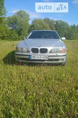 BMW 5 Series  1999 - пробег 459 тыс. км