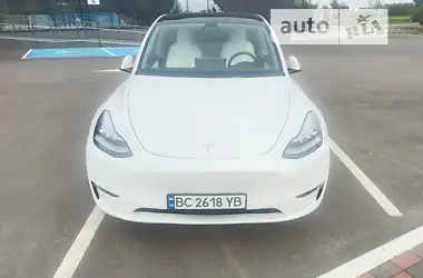 Tesla Model Y 2021 - пробег 47 тыс. км