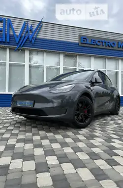 Tesla Model Y 2020 - пробег 77 тыс. км