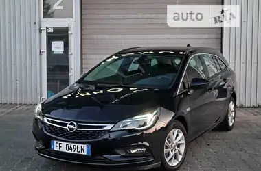 Opel Astra  2018 - пробіг 218 тис. км