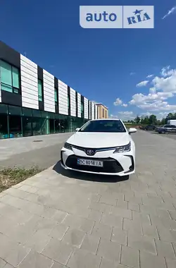 Toyota Corolla 2019 - пробег 109 тыс. км