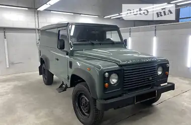 Land Rover Defender 2008 - пробег 270 тыс. км