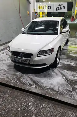 Volvo S40 2009 - пробіг 214 тис. км