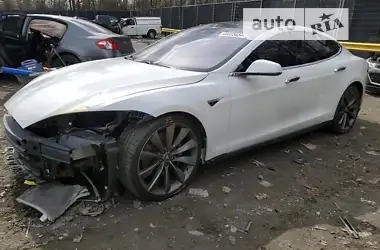 Tesla Model S  2015 - пробіг 144 тис. км