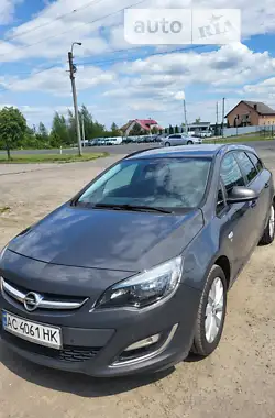 Opel Astra 2012 - пробіг 229 тис. км