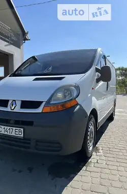 Renault Trafic 2006 - пробег 235 тыс. км