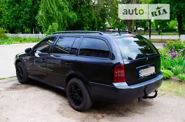 Skoda Octavia 2004 - пробіг 375 тис. км