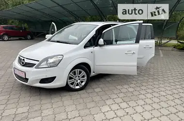 Opel Zafira 2012 - пробіг 218 тис. км