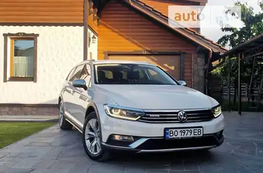 Volkswagen Passat Alltrack 2018 - пробег 175 тыс. км