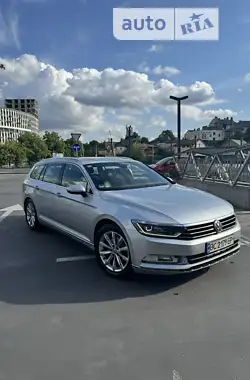 Volkswagen Passat 2015 - пробіг 202 тис. км