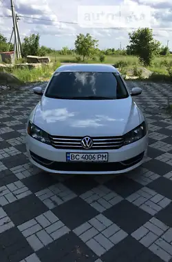 Volkswagen Passat 2014 - пробіг 202 тис. км