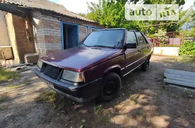 Renault 9  1987 - пробег 320 тыс. км