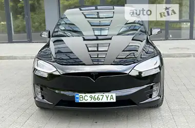 Tesla Model X 2018 - пробіг 110 тис. км