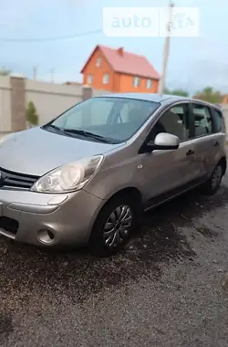 Nissan Note 2012 - пробіг 192 тис. км