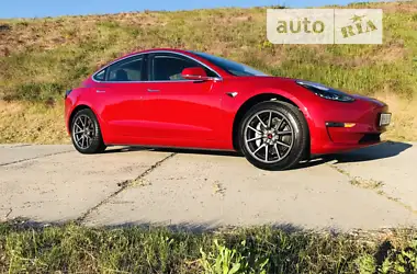 Tesla Model 3 2018 - пробіг 79 тис. км