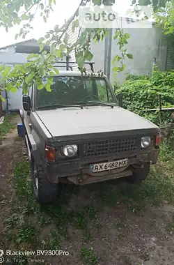 Isuzu Trooper 1989 - пробег 300 тыс. км