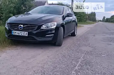 Volvo V60 2014 - пробег 223 тыс. км