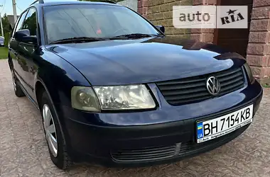Volkswagen Passat 1999 - пробіг 220 тис. км