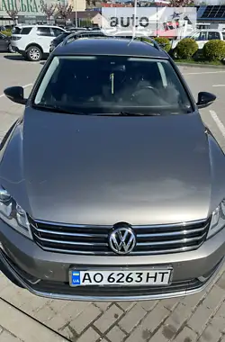 Volkswagen Passat 2014 - пробег 230 тыс. км