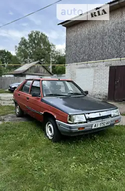 Renault 11 1988 - пробег 300 тыс. км