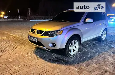 Mitsubishi Outlander XL 2007 - пробіг 288 тис. км