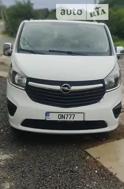 Opel Vivaro 2016 - пробіг 234 тис. км