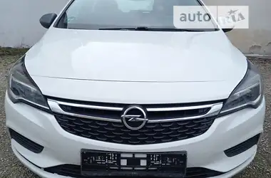 Opel Astra  2018 - пробіг 180 тис. км