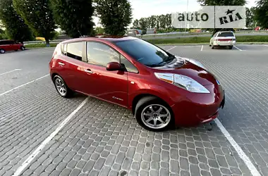 Nissan Leaf  2013 - пробіг 167 тис. км