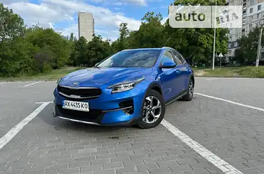 Kia XCeed 2020 - пробег 17 тыс. км