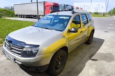 Renault Duster  2014 - пробег 244 тыс. км
