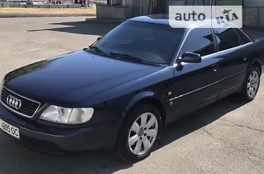 Audi A6  1996 - пробег 270 тыс. км