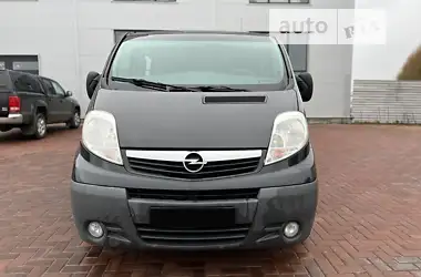 Opel Vivaro 2011 - пробіг 260 тис. км