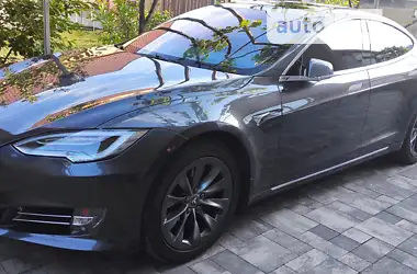Tesla Model S  2018 - пробіг 180 тис. км