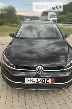 Volkswagen Golf 2019 - пробіг 195 тис. км