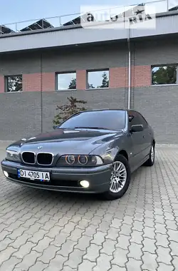 BMW 5 Series  2003 - пробег 403 тыс. км