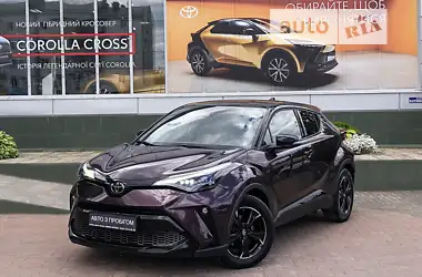 Toyota C-HR 2022 - пробіг 19 тис. км