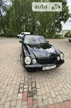 Mercedes-Benz E-Class 2001 - пробіг 280 тис. км