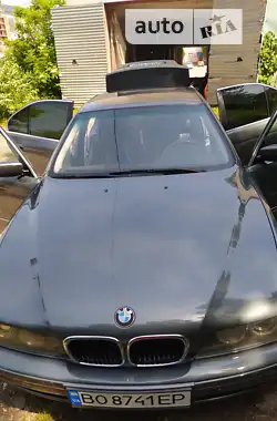 BMW 5 Series 2003 - пробіг 317 тис. км