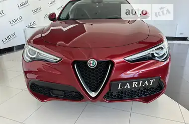 Alfa Romeo Stelvio 2017 - пробіг 39 тис. км