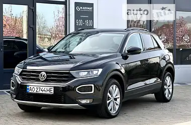 Volkswagen T-Roc 2019 - пробег 42 тыс. км