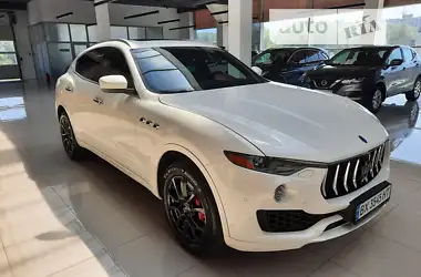 Maserati Levante 2018 - пробег 60 тыс. км