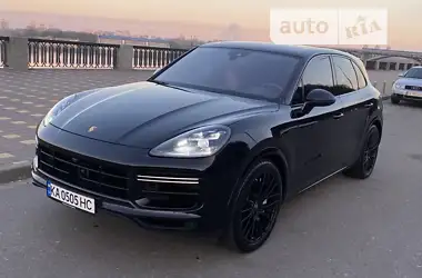 Porsche Cayenne 2018 - пробіг 86 тис. км