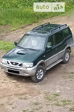 Nissan Terrano II 2001 - пробіг 266 тис. км